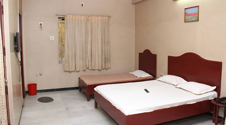 Nanda Lodge, Mettupalayam 5